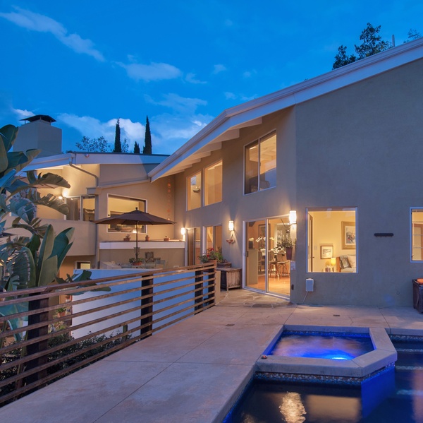 Dog/House Sitter in the Hollywood Hills