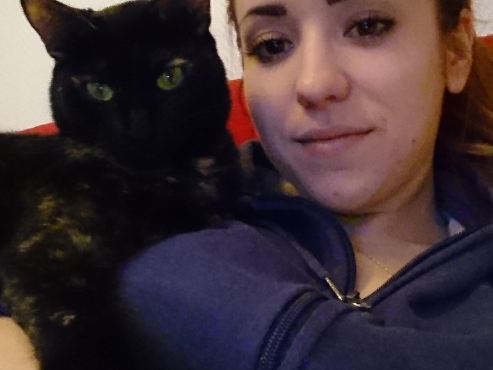 Nina from Toulouse, France