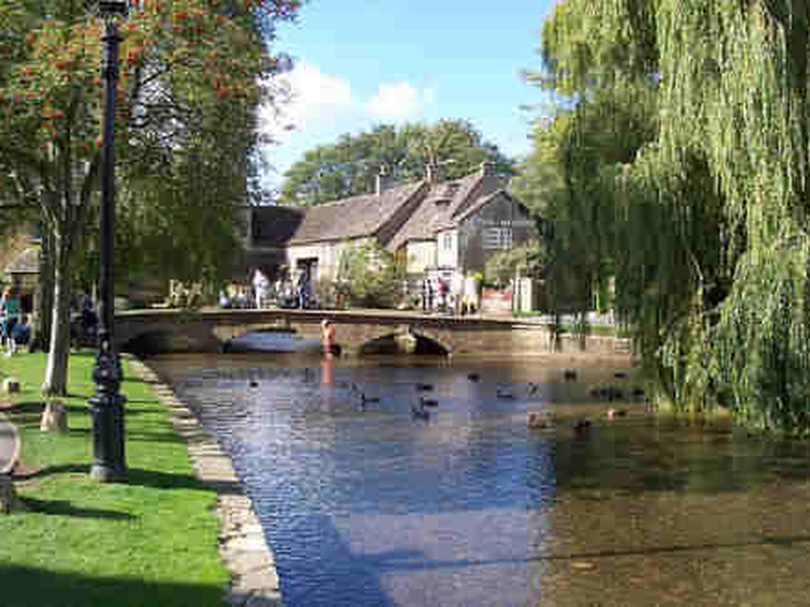 Housesitting assignment in Moreton in Marsh, United Kingdom