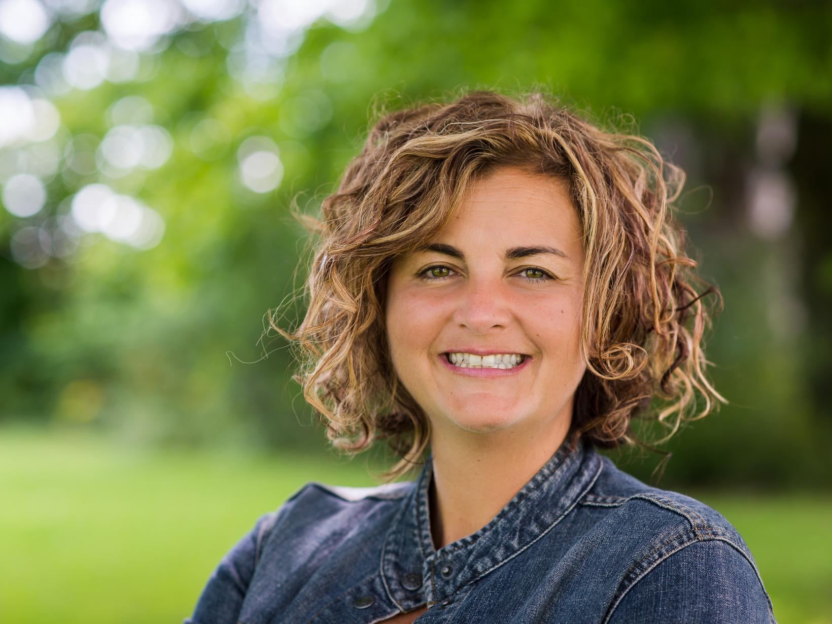 Evana from Barrie, Ontario, Canada