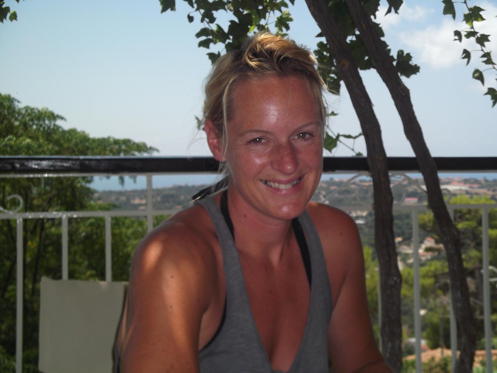 Suzy from Bude, United Kingdom