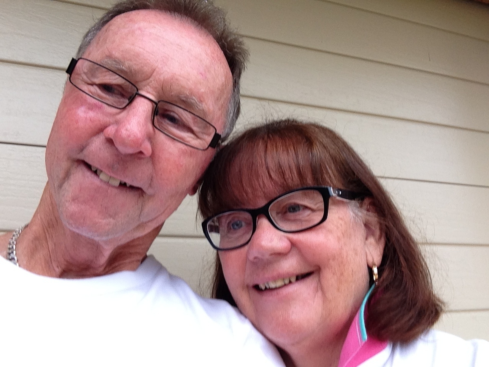 Alan and roz & Roz from Albury, New South Wales, Australia