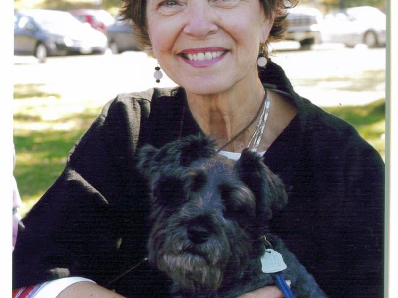 Elizabeth from Aurora, Ontario, Canada