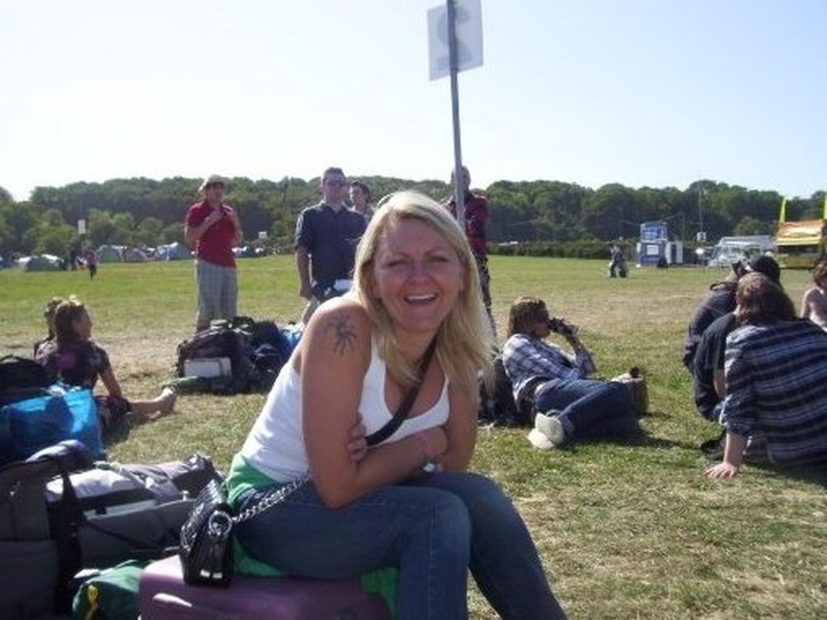 Shani from Worthing, United Kingdom