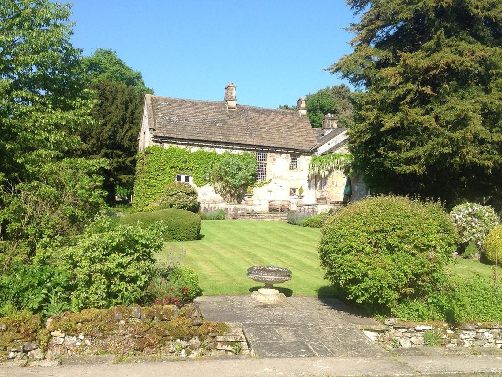 Housesitting assignment in Ashford, United Kingdom