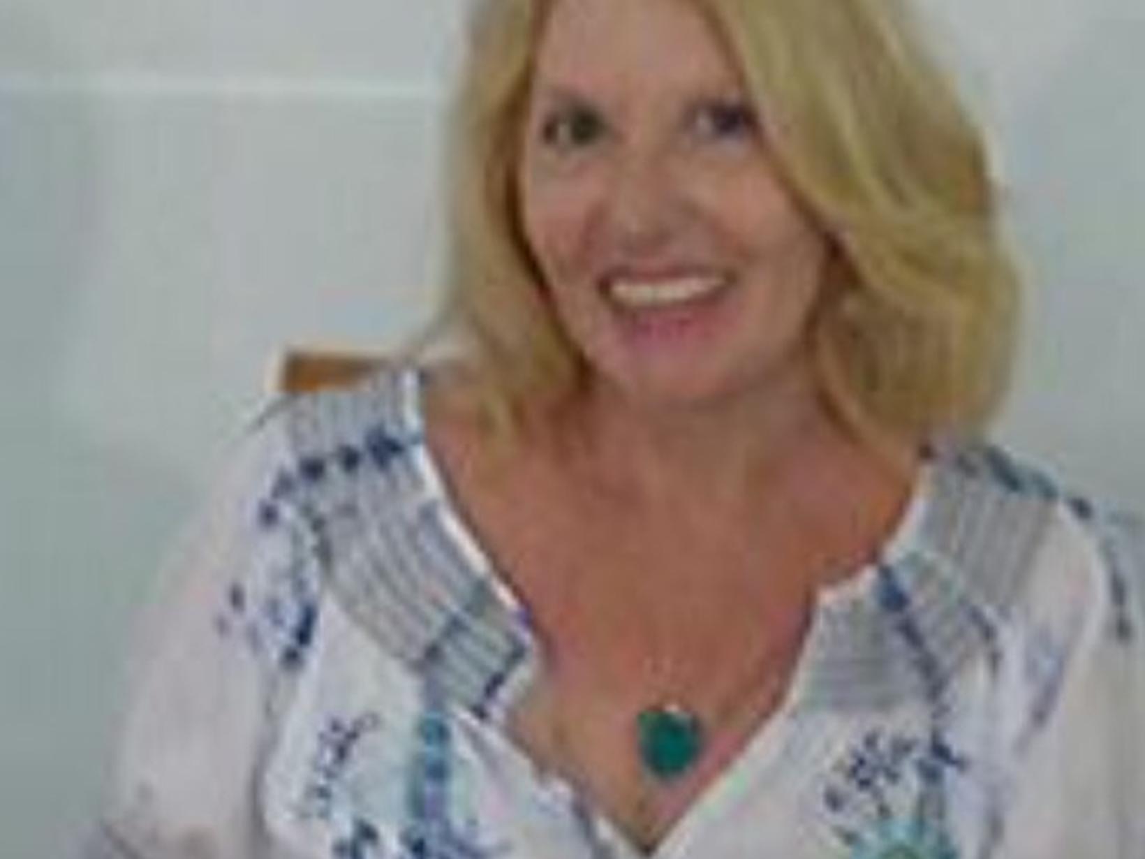 Gillian from Xàtiva, Spain