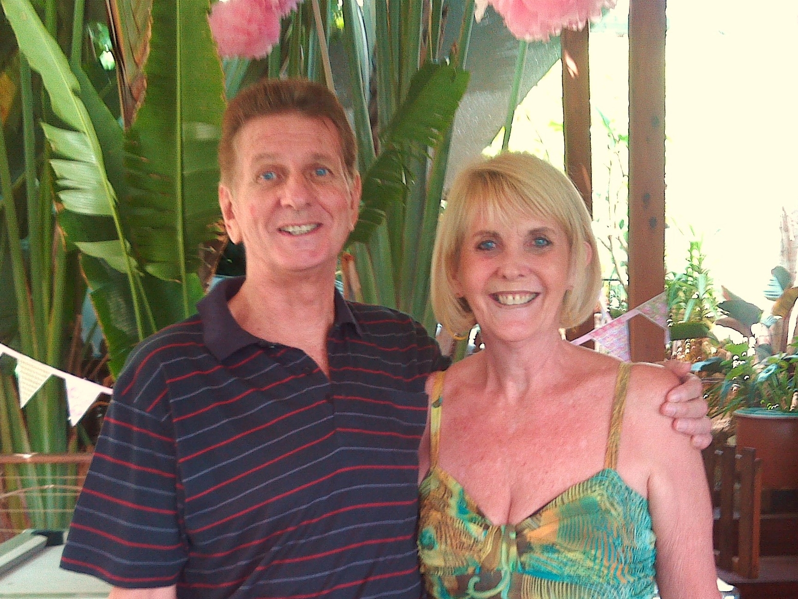 John & Susanne from Hawaiian Village Mobile Home Park, Arizona, United States