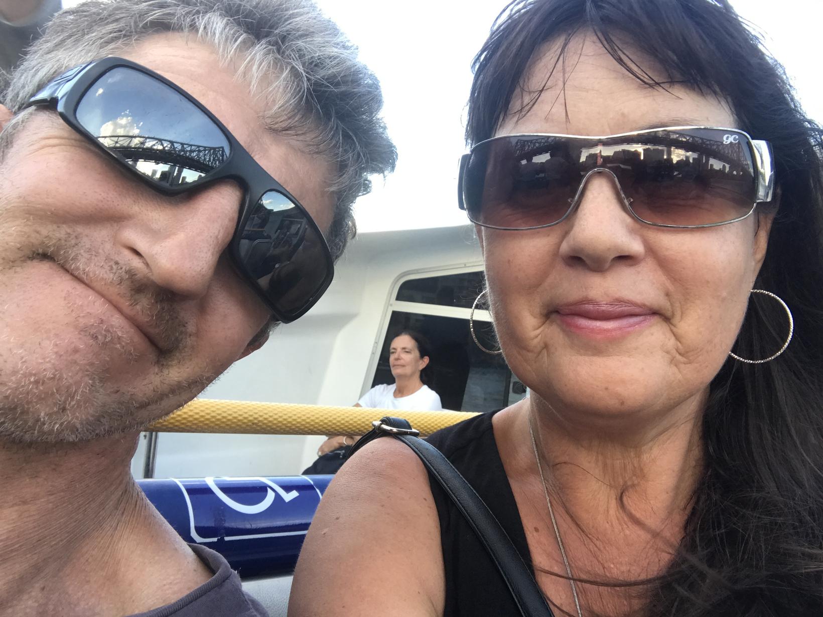 Sharyn & Leon from Balmoral, Queensland, Australia