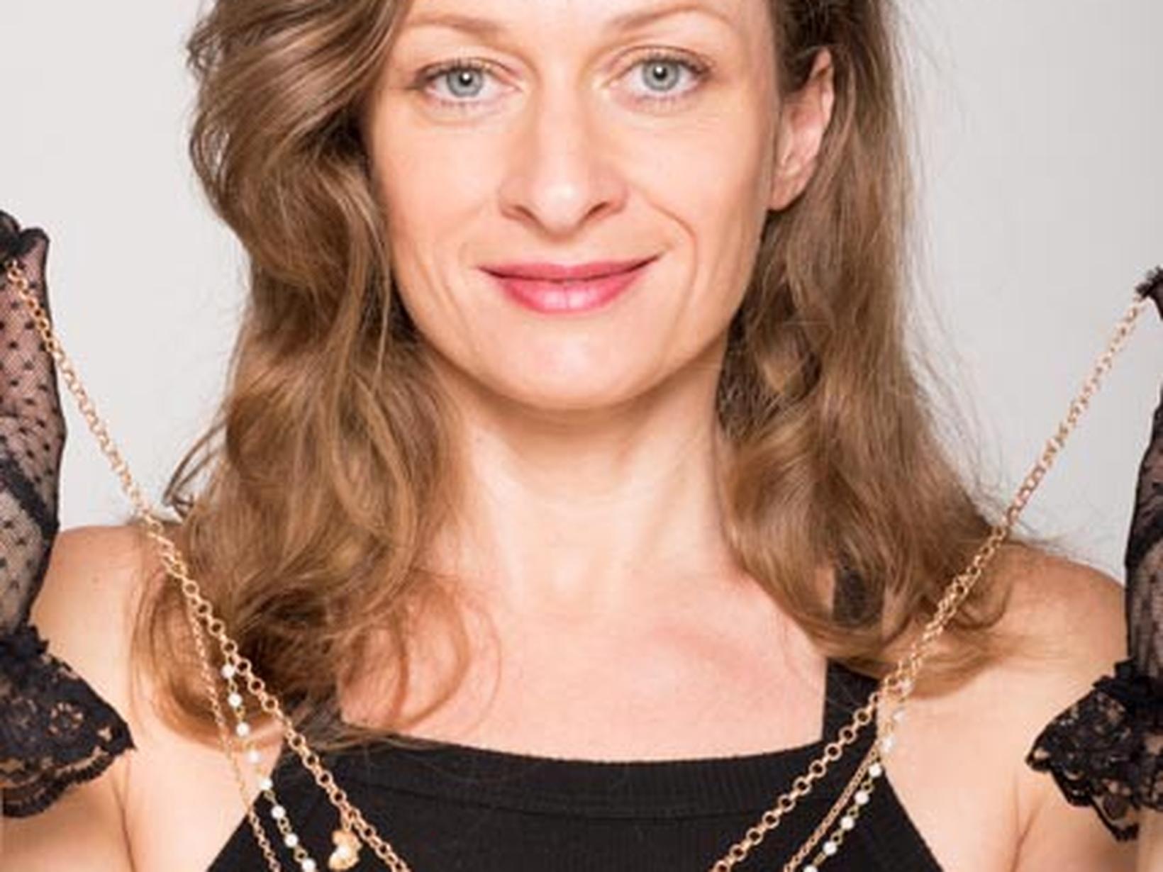 Mara from Los Angeles, California, United States