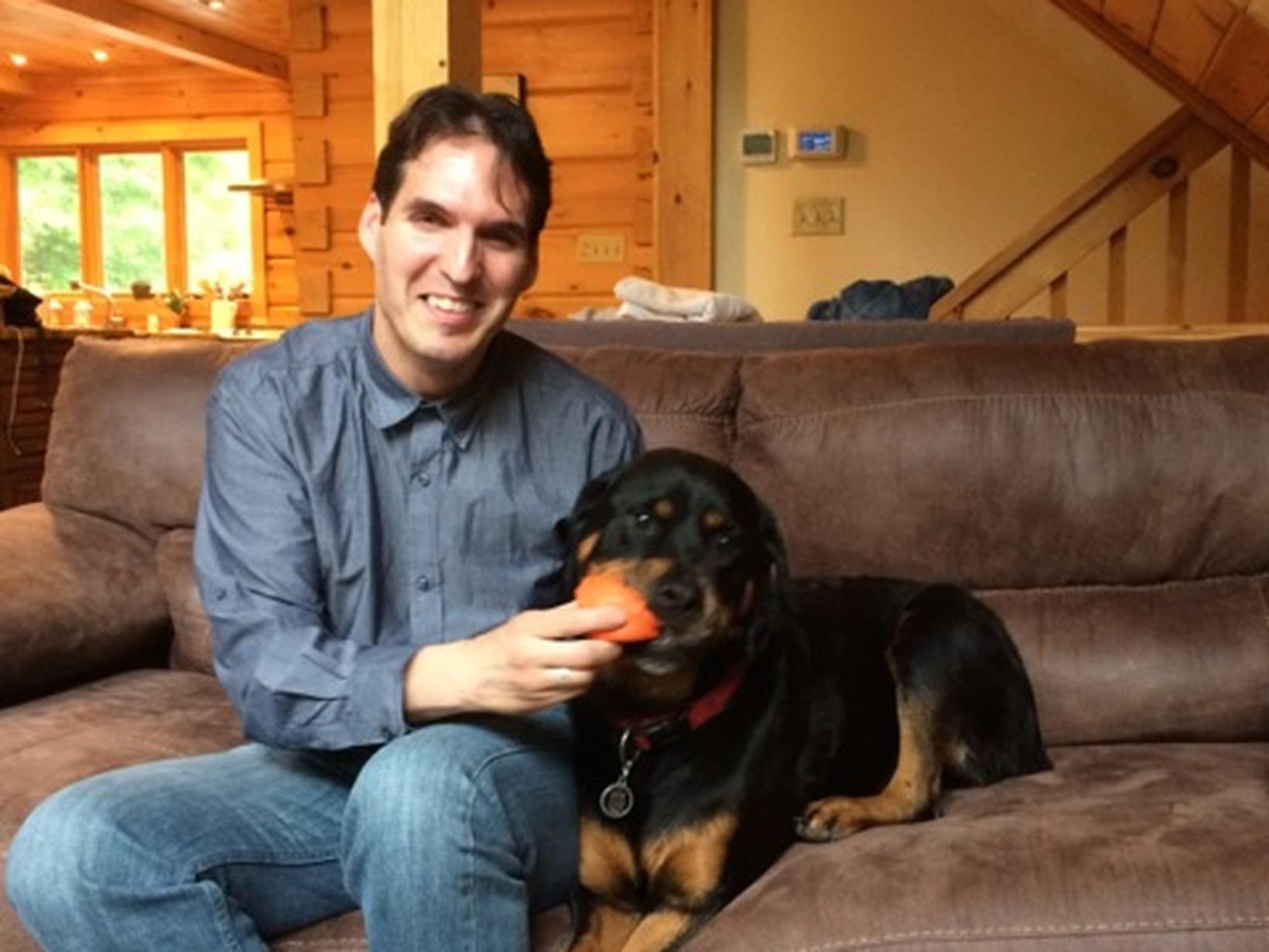 Nenad from Toronto, Ontario, Canada