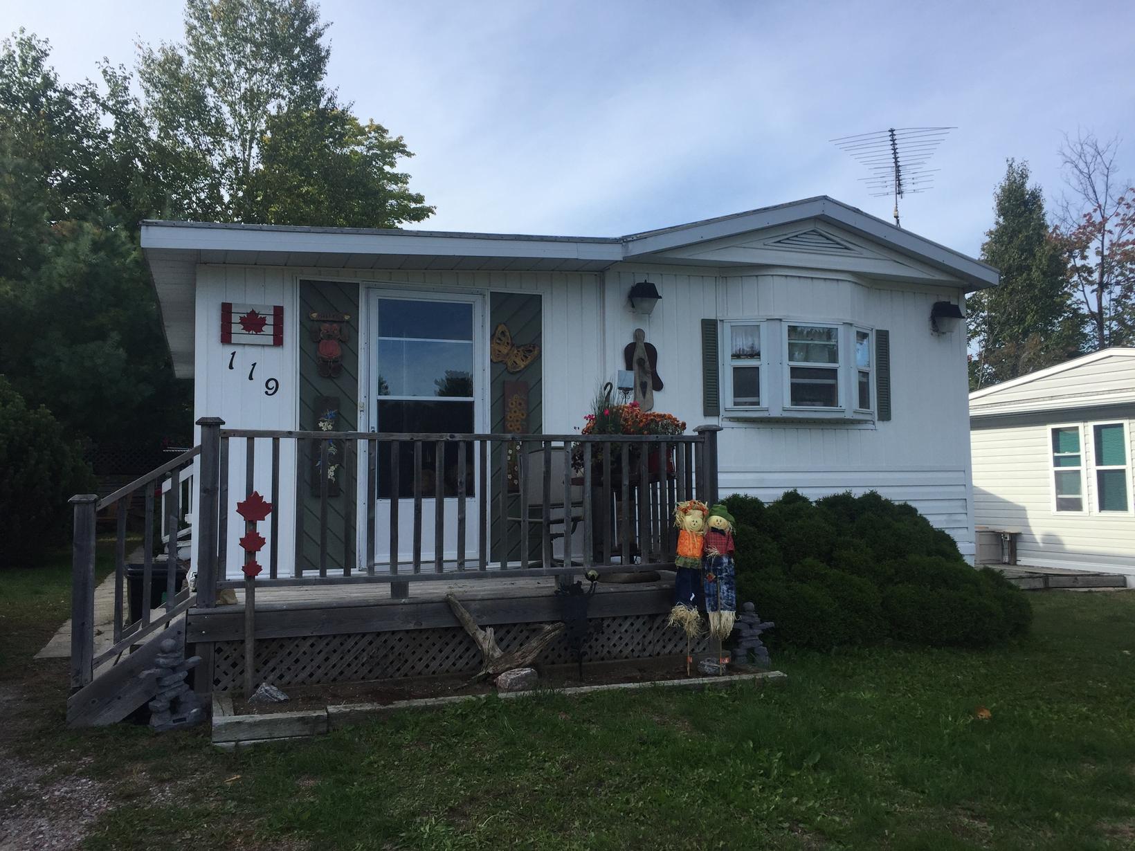 Housesitting assignment in Gravenhurst, Ontario, Canada