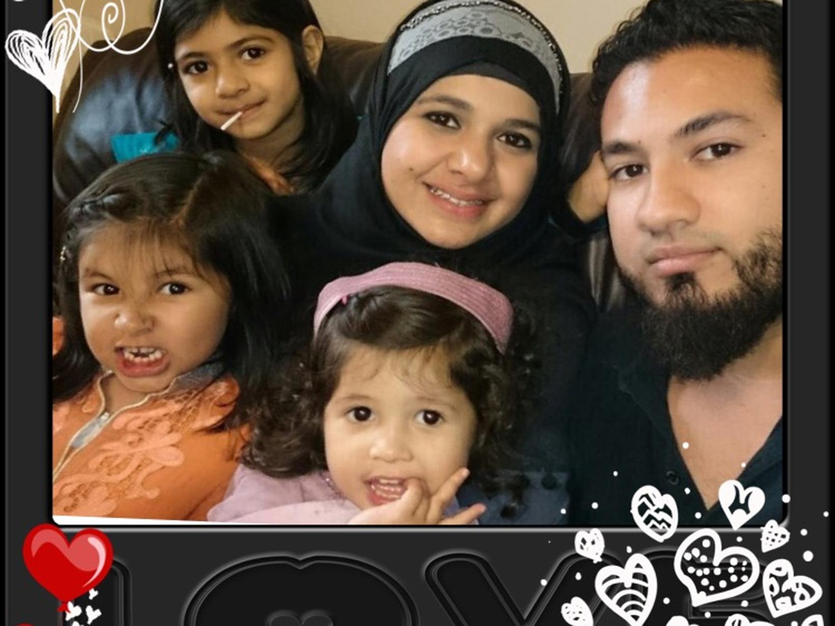 Nargis & Raja from Manchester City Centre, United Kingdom