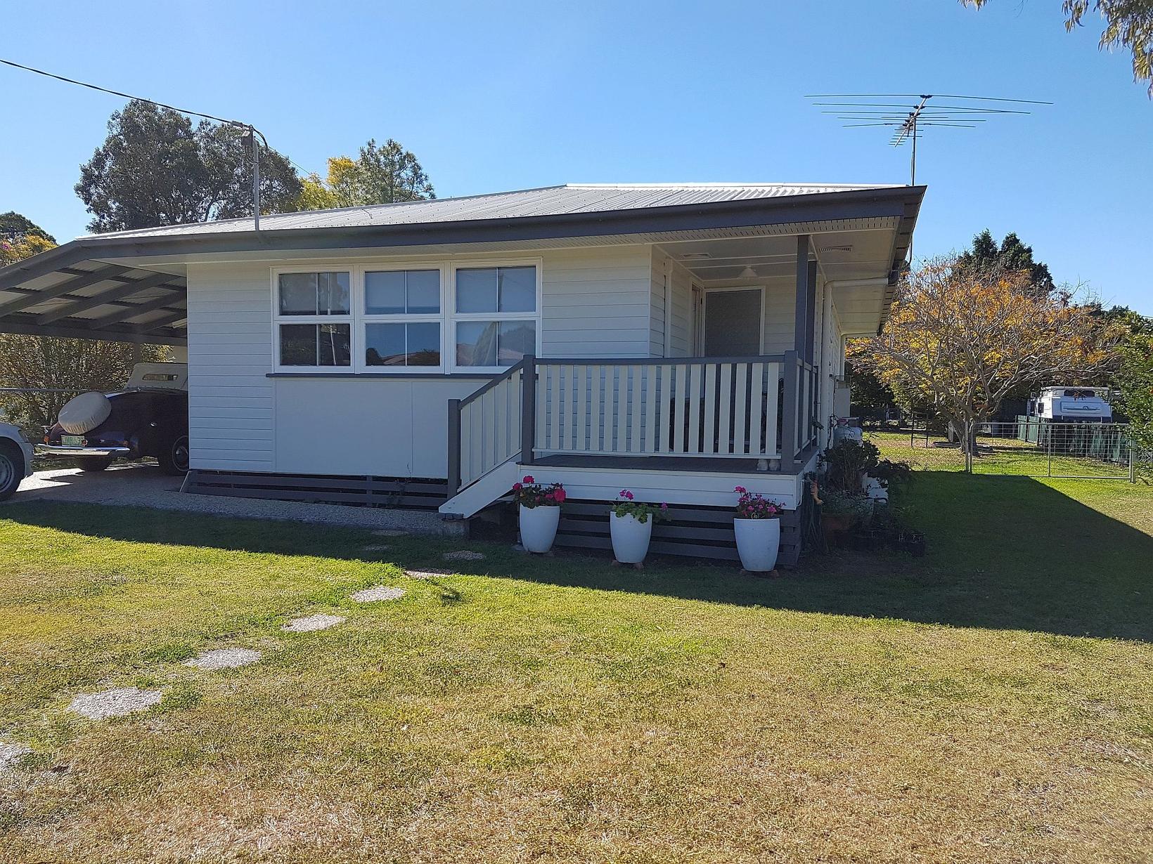 Housesitting assignment in Rosewood, Queensland, Australia