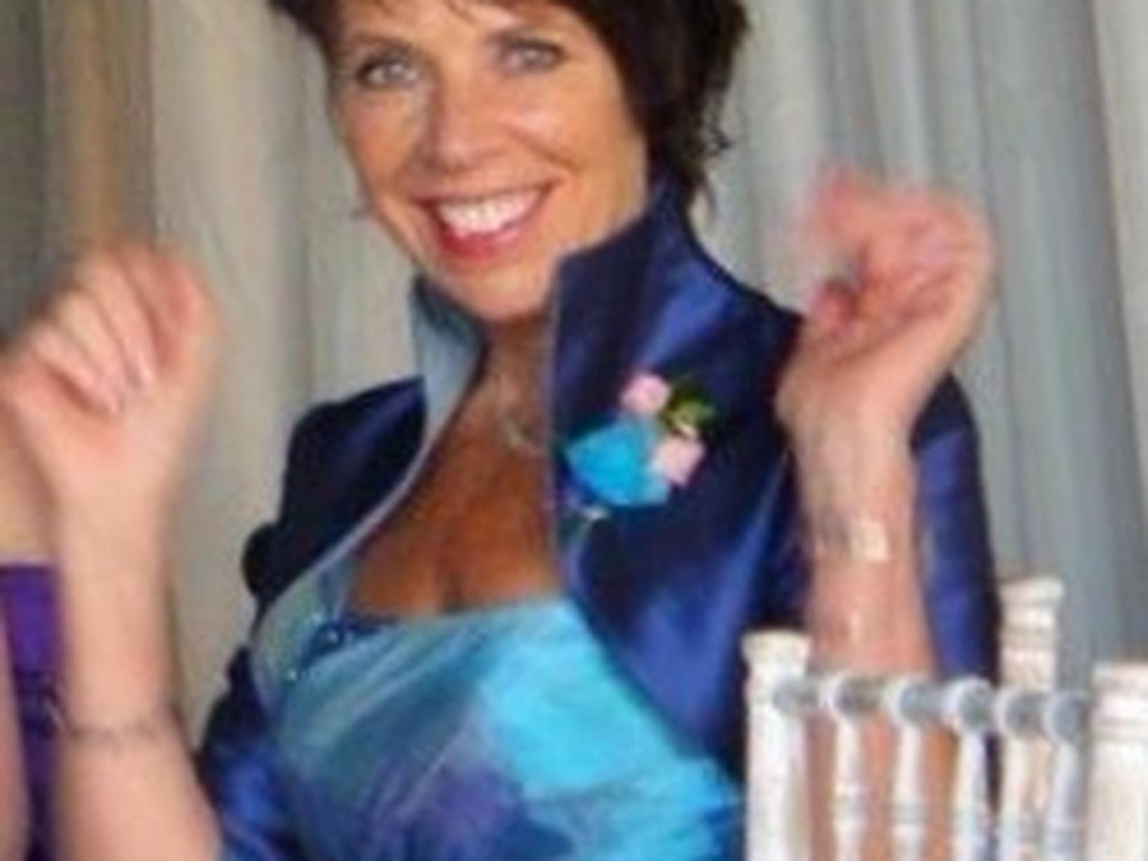 Susie from Farnborough, United Kingdom