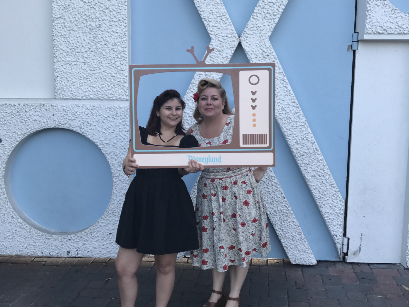 Lucy & Brooke from Oceanside, California, United States