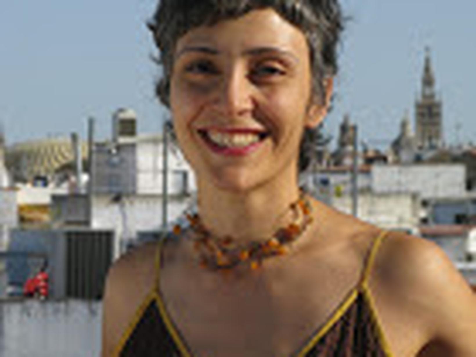 Mahsa from Sevilla, Spain