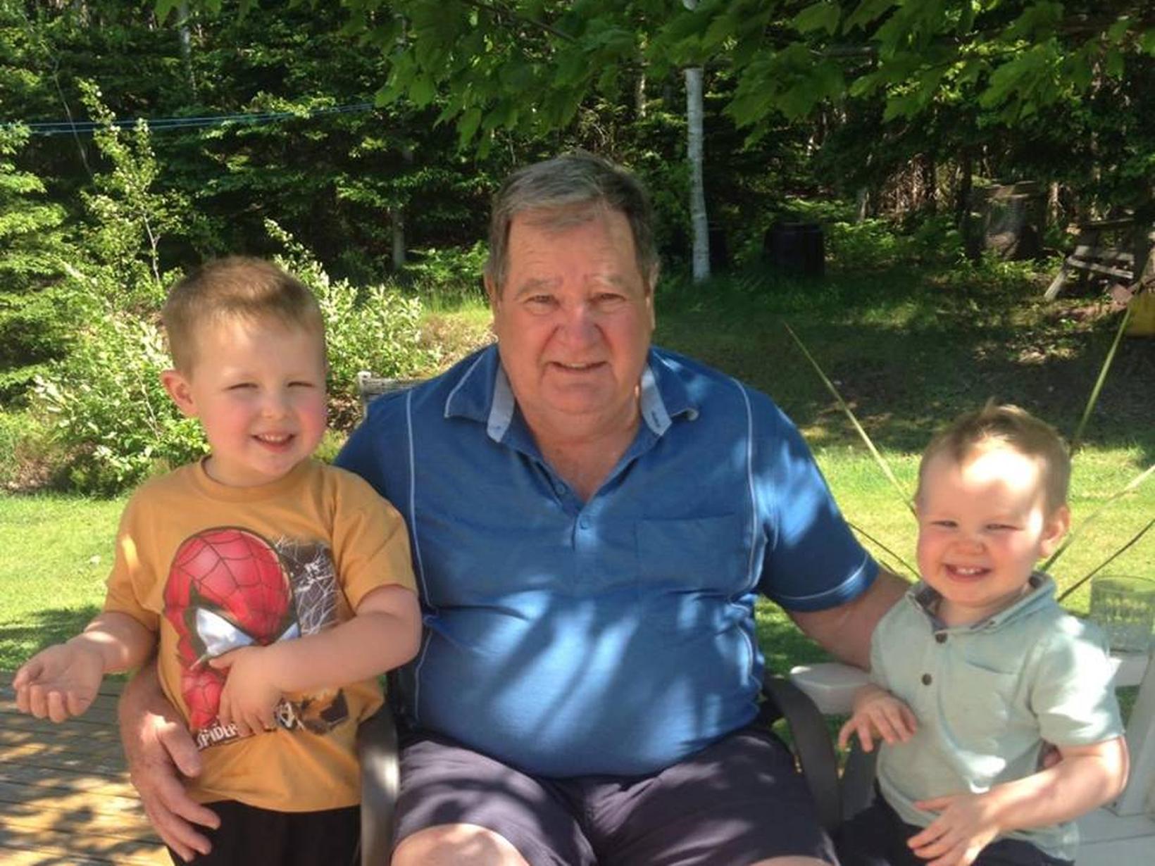 George & Lilianne from Pleasant Bay, Nova Scotia, Canada
