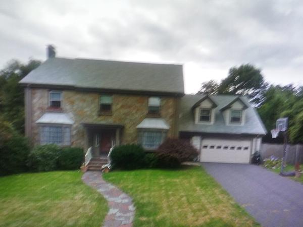 Housesitting assignment in Milton, Massachusetts, United States