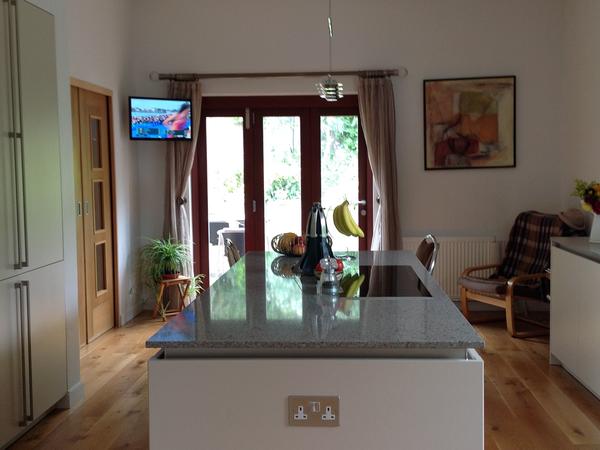 Housesitting assignment in Whetstone, United Kingdom