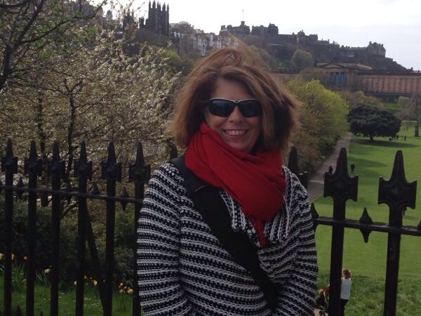 Avril from Edinburgh, United Kingdom