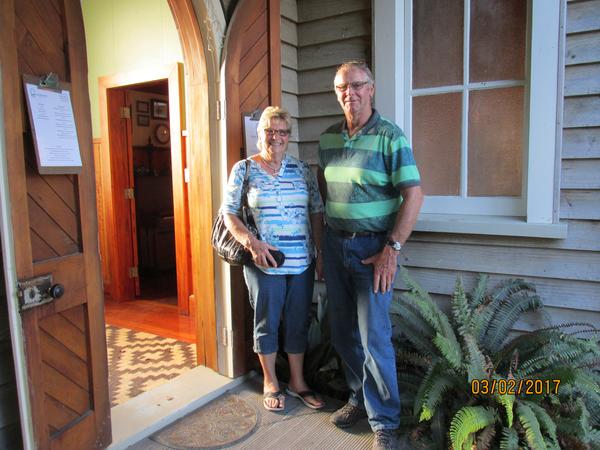 Diane & wayne & Wayne from New Plymouth, New Zealand