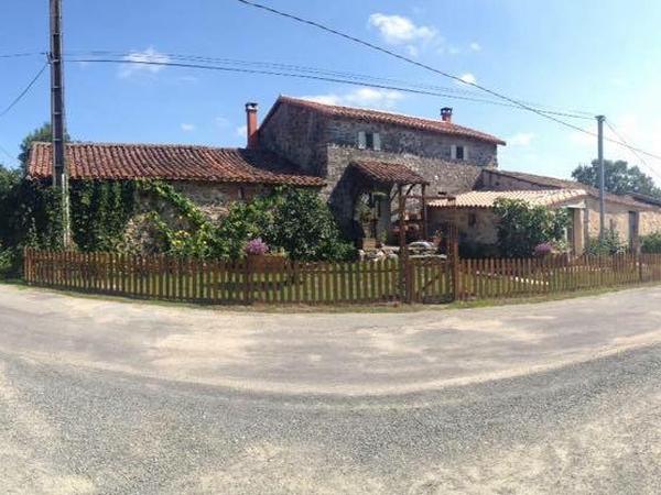 Housesitting assignment in Chanteloup, France