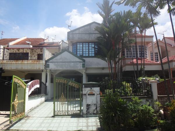 Housesitting assignment in Subang Jaya, Malaysia