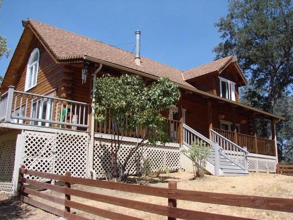 Housesitting assignment in Oakhurst, California, United States