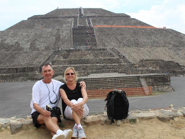 Melvyn & Jo from Fulshear, TX, United States