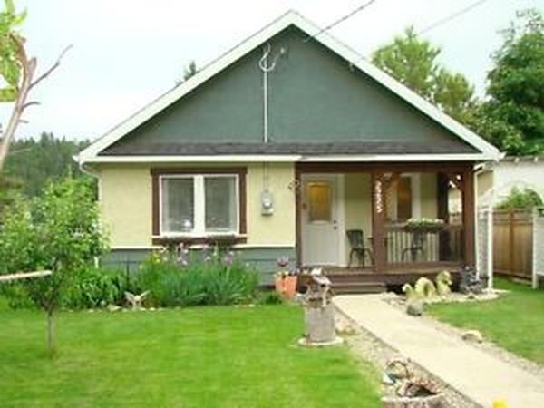 Housesitting assignment in Lumby, British Columbia, Canada