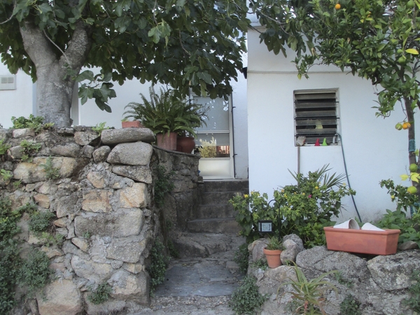Housesitting assignment in Casiñas Bajas, Spain