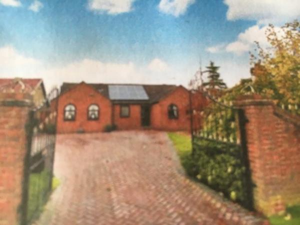 Housesitting assignment in Thorne, United Kingdom