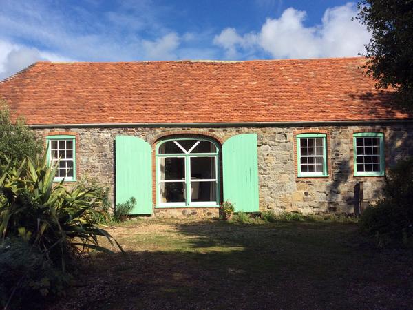 Housesitting assignment in Newport, United Kingdom