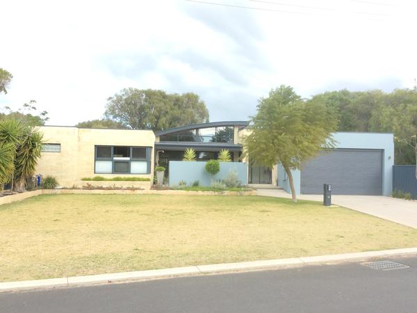 Housesitting assignment in Busselton, Western Australia, Australia