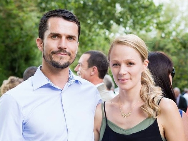 Kara & Mark from Sainte-Foy-la-Grande, France