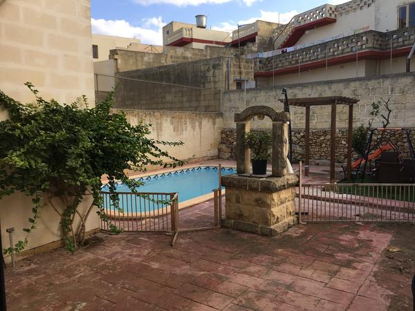 Housesitting assignment in Xewkija, Malta