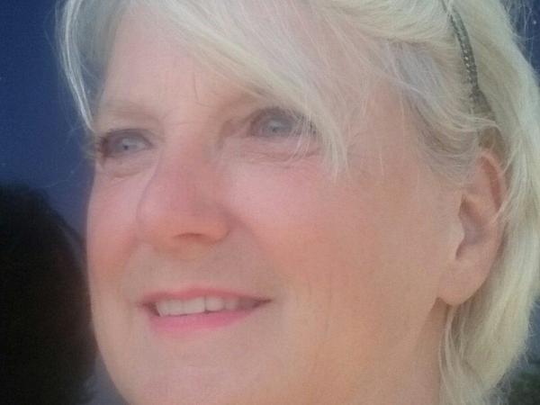 Elizabeth from Sidney, MB, Canada
