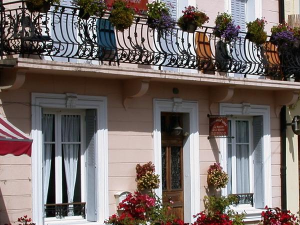 Housesitting assignment in Espéraza, France