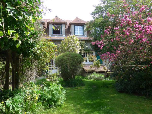 Housesitting assignment in Rambouillet, France