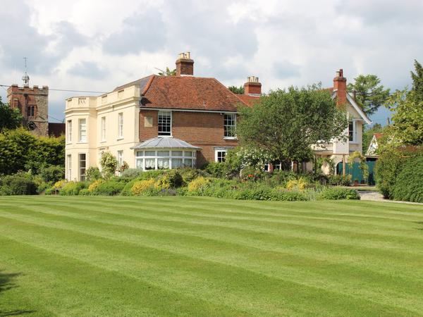 Housesitting assignment in Little Waltham, United Kingdom