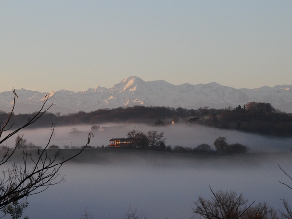 Housesitting assignment in Sarraguzan, France