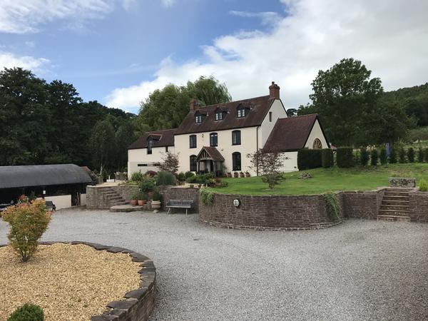 Housesitting assignment in Abergavenny, United Kingdom