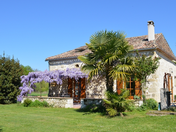 Housesitting assignment in Puysserampion, France