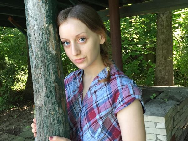 Esther from Catasauqua, Pennsylvania, United States