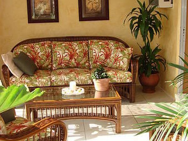 Housesitting assignment in Freeport, Bahamas