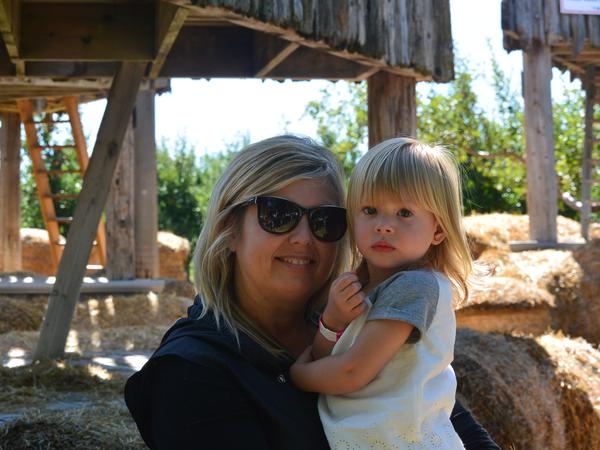 Wendy & Andrew from Apsley, ON, Canada