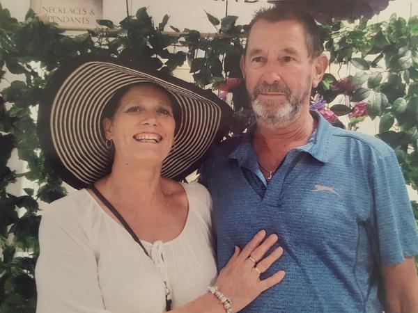 Jennifer & Darryl from Albury, New South Wales, Australia