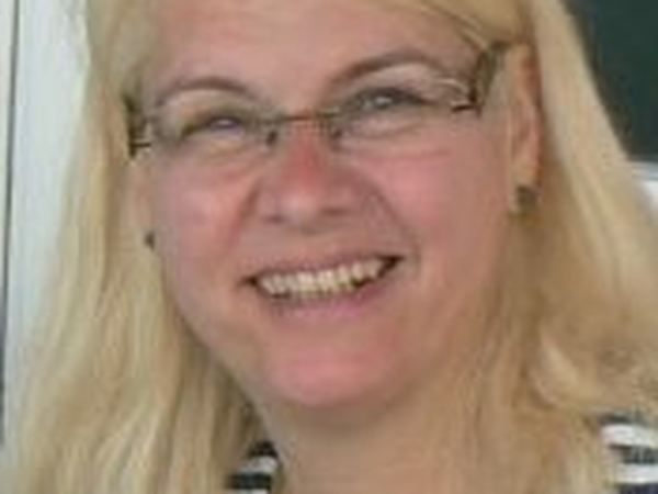 Julie from New Malden, United Kingdom