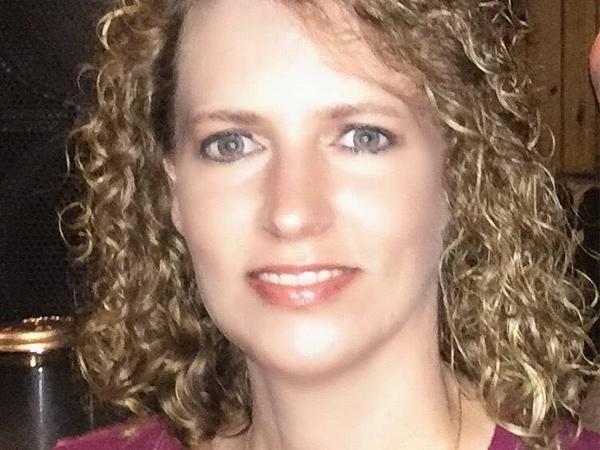 Vicki from Ottawa, ON, Canada