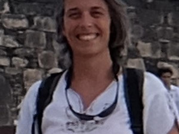 Claudia patricia from Arrieta, Spain